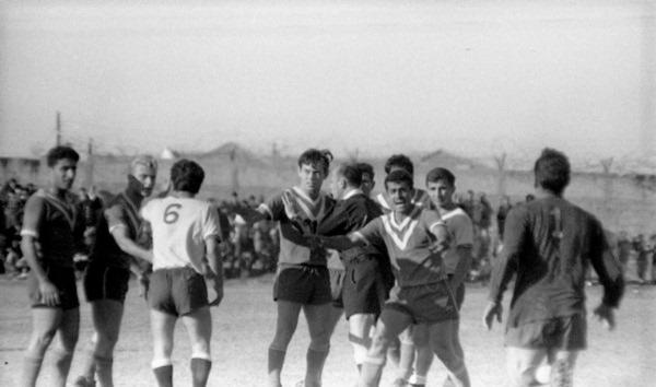 שחקני הפועל פ"ת בתמונה, מימין - אבשלום רצאבי, נחום סטלמך, אבשלום מרכוס, ציון שרעבי