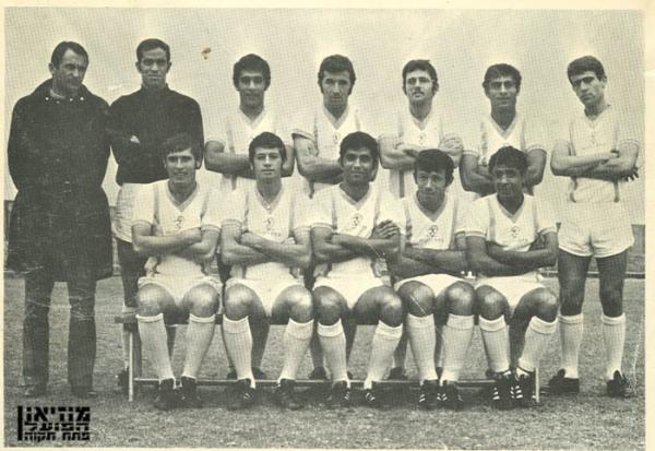 הפועל פתח-תקוה מודל 1969/1970. למעלה מימין: יהושע חביה, אהרון סאלם, שמוליק רוזנטל, יצחק דרוקר, יחיאל סאלם, יצחק ויסוקר, מילובאן באלין (מאמן).							למטה: יוחאי אהרוני, משה רפפורט, שאול חייק, גבי רוזנדורן, גדי צלניקר.