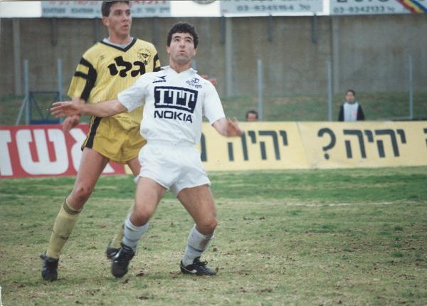 יוסי שושני מקדים את אלון חלפון