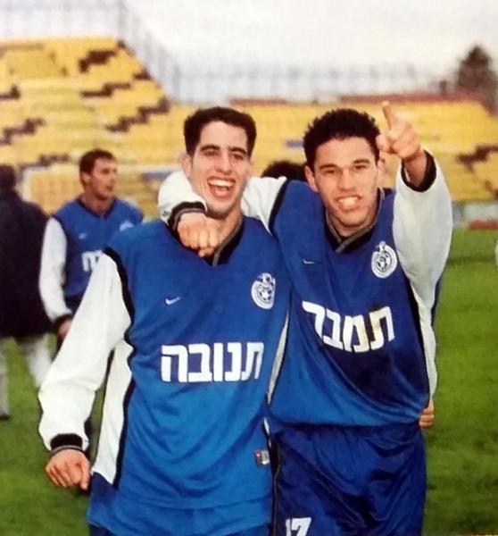 מיכאל זנדברג וגיא שמיר חוגגים ניצחון של הדקה ה-90