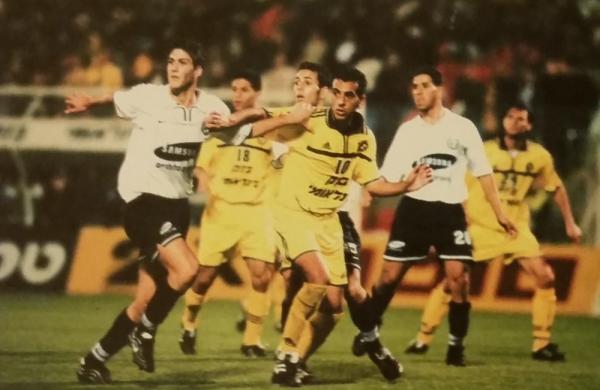 2000/01 - מחזור 15 - מכבי תל-אביב (1:1) - רועי סבג שומר על קובי רפואה