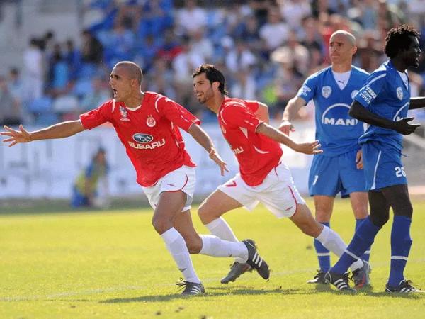 2008/09 - מחזור 27 - הפועל תל-אביב (1:0) - דאגלס דה סילבה חוגג, קוני ג'קריג'ה ואורי אוזן מאוכזבים