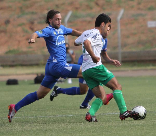 2010/11 - מבחן - משחק שני - הפועל כפר-סבא (0:1) - פביאן סטולר (צילום: אורן אהרוני, ynet)