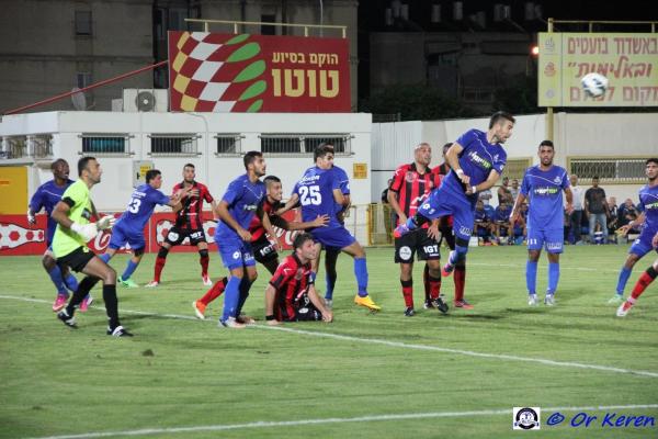 2013/14 - מחזור 1 - הפועל קטמון (0:1) - אורי פסו מרחיק בנגיחה