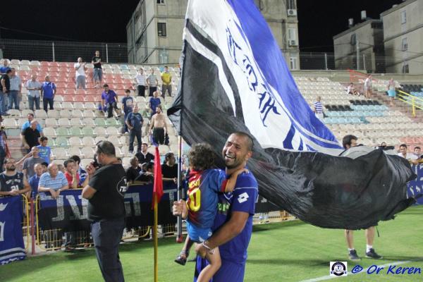 2013/14 - מחזור 1 - הפועל קטמון (0:1) - אדריאן פרננדס בסיום המשחק
