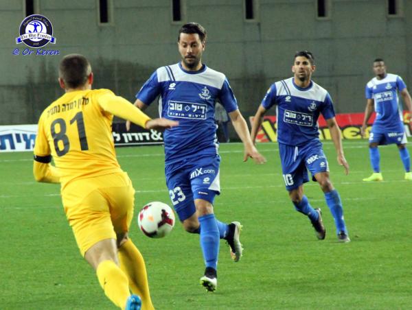 2014/15 - מחזור 24 - בית"ר ירושלים (1:0) - גל אראל עם הכדור