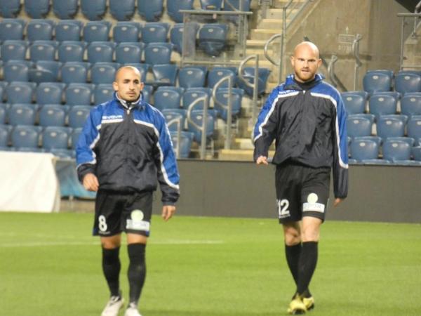 2017/18 - גביע - סיבוב ח' - הפועל חיפה (2:1) - ברנקו מיכאלוביץ' וגל קולני בתמונה דלילת שיער