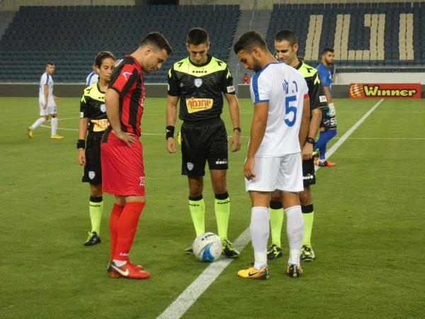 2018/19 - מחזור 3 - הפועל קטמון (1:0) - רם לוי בהטלת המטבע לפני פתיחת המשחק
