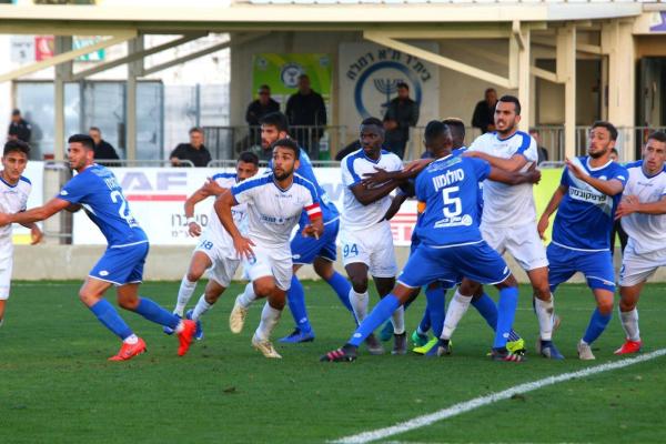 2018/19 - מחזור 23 - בית"ר תל-אביב רמלה (1:0) - ירין חסן, אמאדו סוקונה ורם לוי במאבקי קרן סוערים