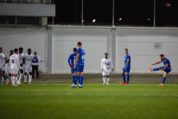 הכדור החופשי של בן בן יאיר שקבע 1:1