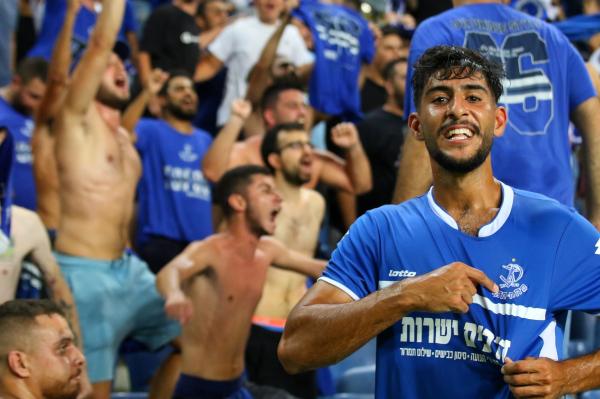 אביב סלם חוגג