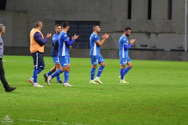 שחקני הפועל פתח תקוה מאוכזבים בסיום המשחק