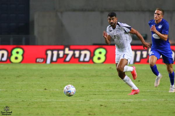 רועי זיקרי