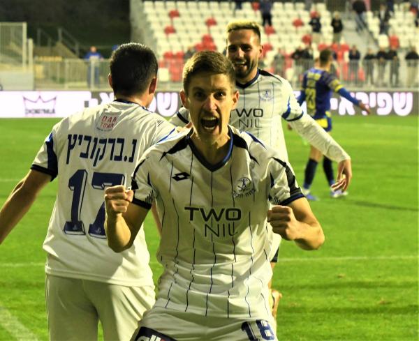 עידו דוידוב בטירוף