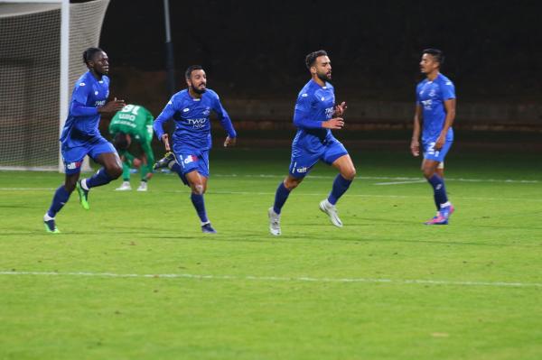 רם לוי חוגג שער גדול, מוחמד באדיר וג'ימי אלכסיס בעקבותיו