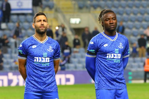 פורצ'ן באסי ואיתי שכטר