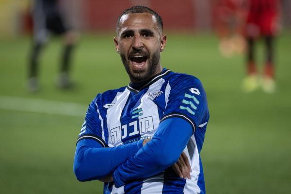 אליאן רוחנא חוגג את ה-0:1