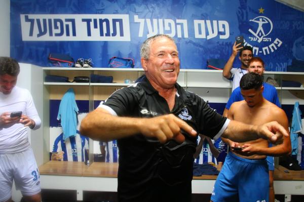 ניר לוין